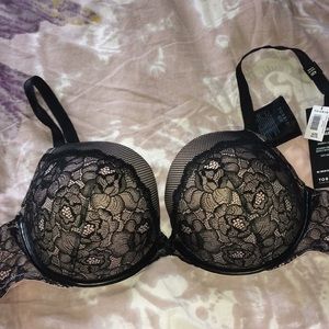 NWT Torrid Bra Push-Up Plunge 42D